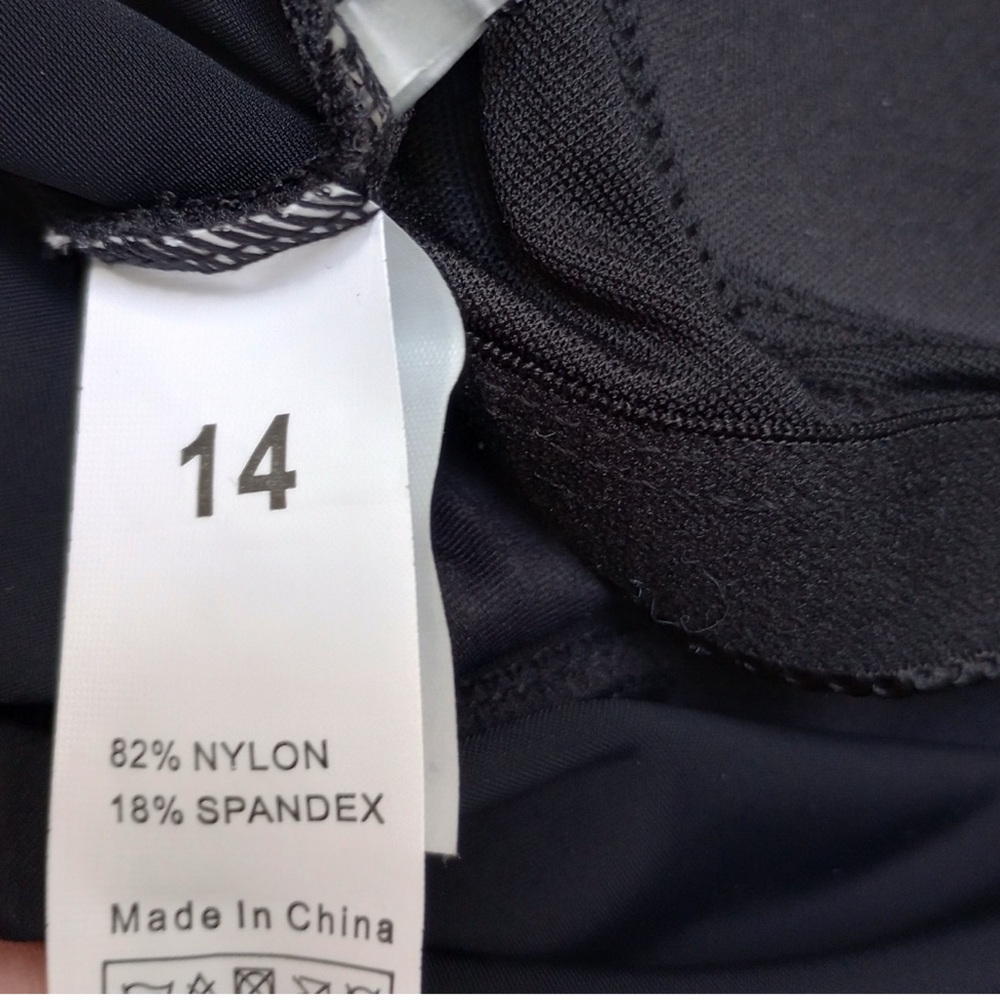 NWT Septangle Black Tiered Tankini Top, size 14 - Picture 8 of 12